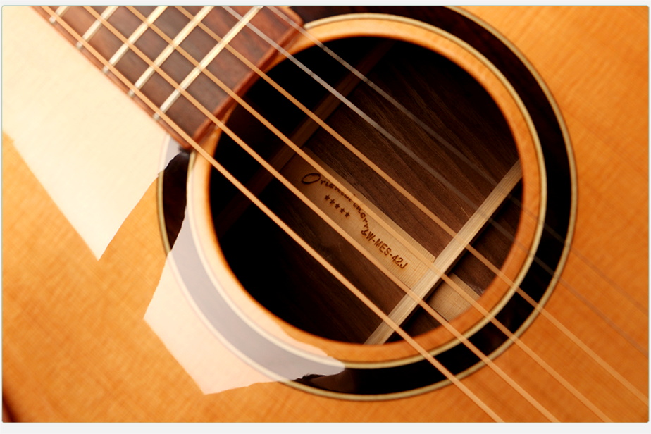 产品编号 外箱尺寸 长*宽*高 cm 单把吉他(净重)kg 单把吉他 内盒重量